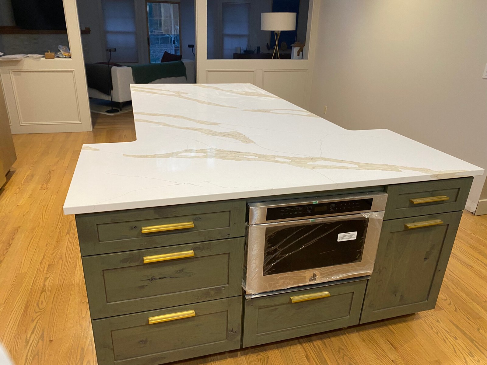 Kitchen island countertop detail in a Benton Harbor, MI remodel